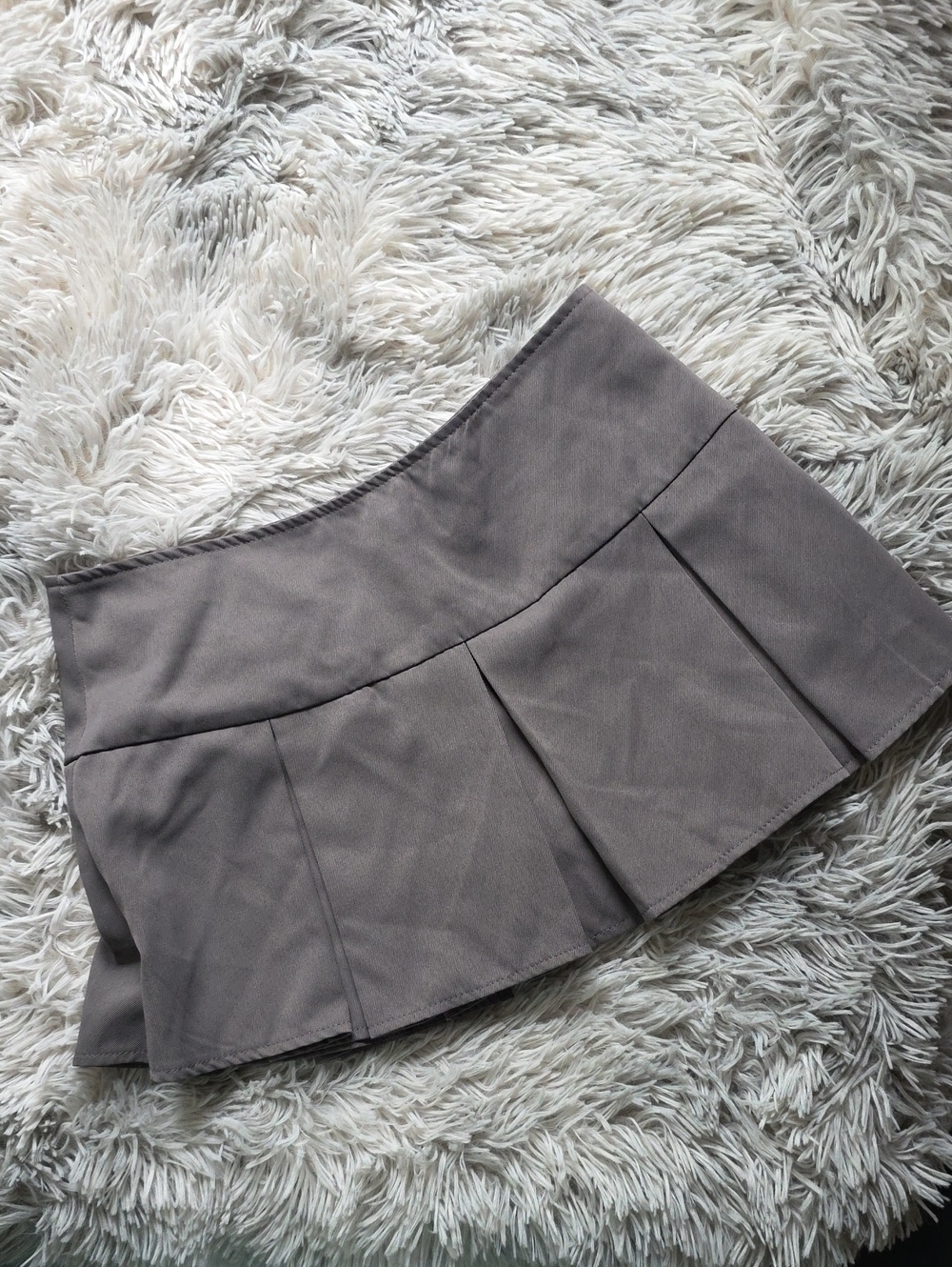 SHEIN Gray Pleated Skirt